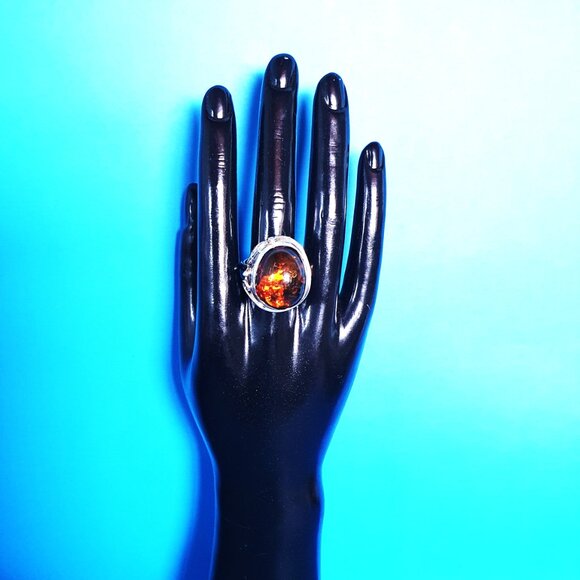 Vintage Cognac Baltic Amber Sterling Silver Art Nouveau–Inspired Floral Ring - Picture 7 of 16